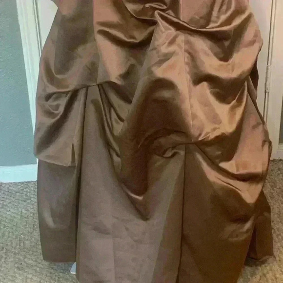 David’s Bridal - Picture 4 of 11